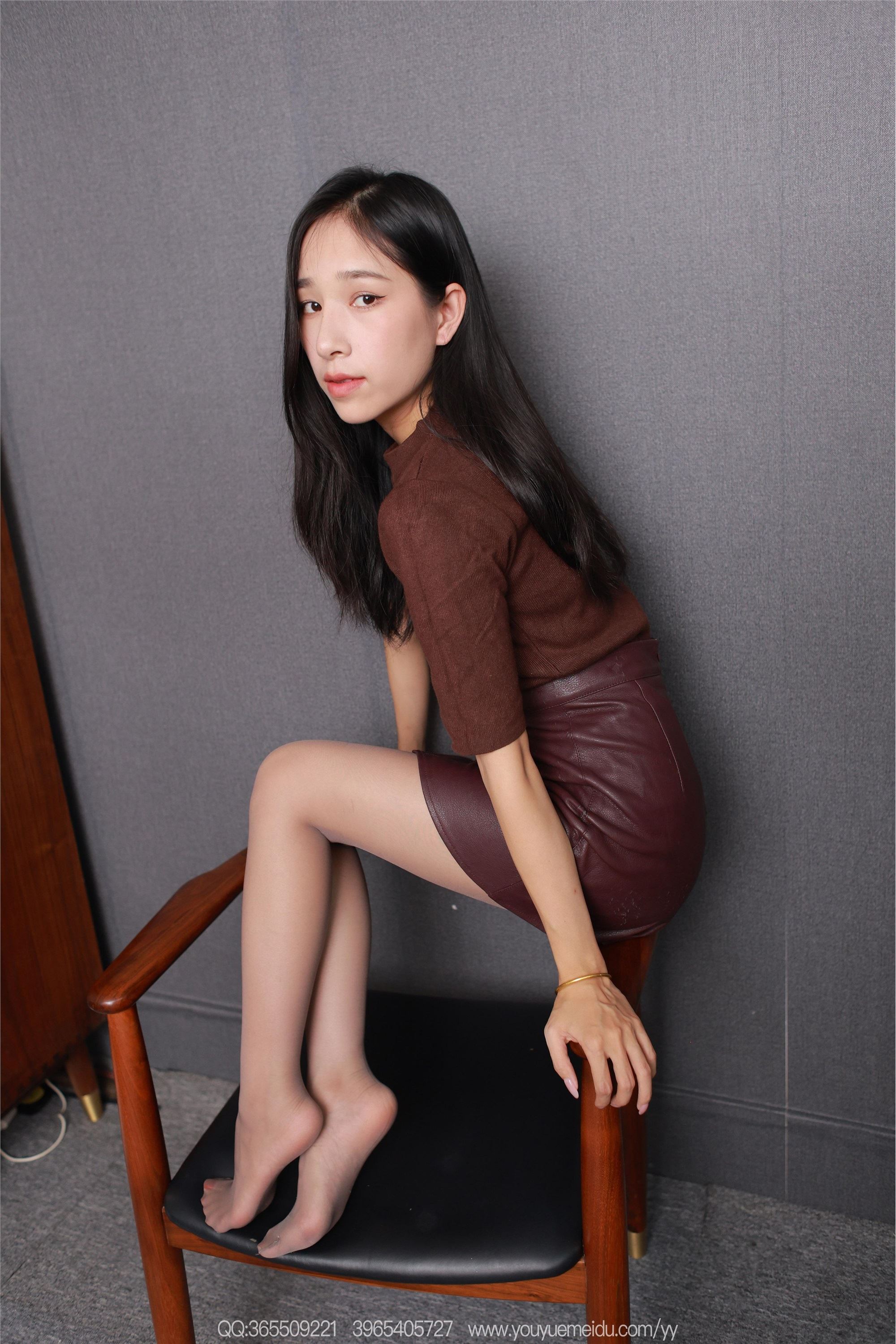 IESS异思趣向  2025.10.19 丝享家 2188 美子《椅下视角（上）》